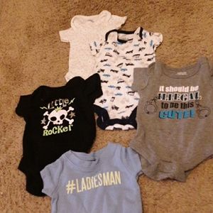 5 newborn onesies